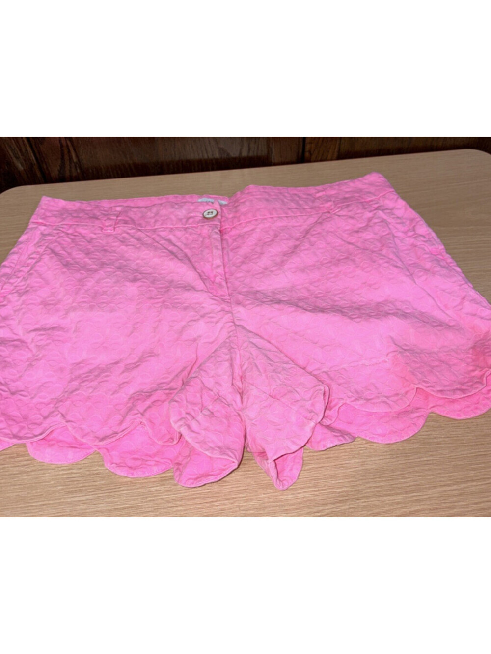 Crown & Ivy Textured Shorts Women's Size:14 SHELBY PINK Scalloped Edge Inseam 4"